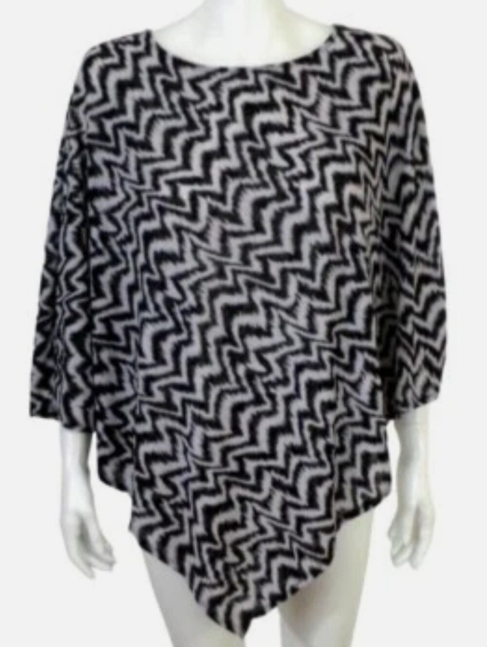 Chico's  Top Poncho Style Black & White Zigzag Asymmetrical O/S